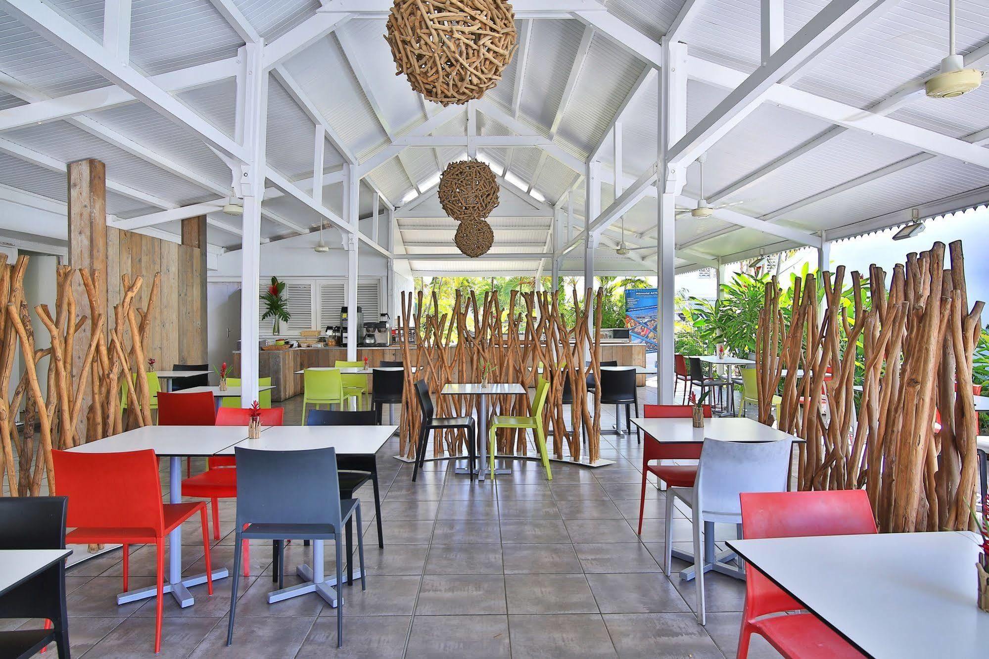 Bwa Chik Hotel & Golf Сен-Франсуа Экстерьер фото